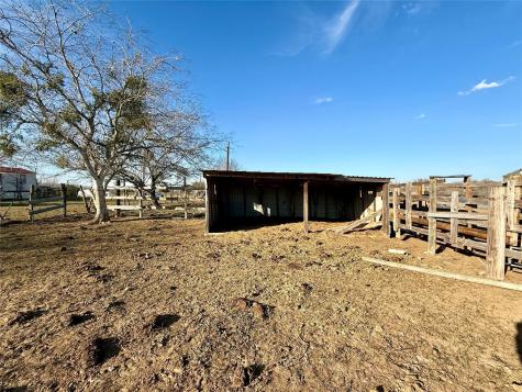 685 Fox Lane Lockhart TX 78644