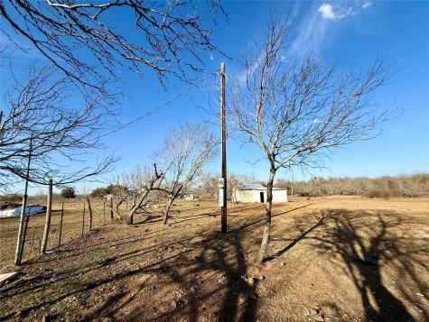 685 Fox Lane Lockhart TX 78644