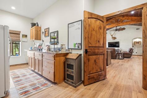 3724 Ranch Road 3347 Round Mountain TX 78663