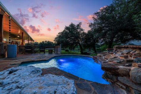 3724 Ranch Road 3347 Round Mountain TX 78663