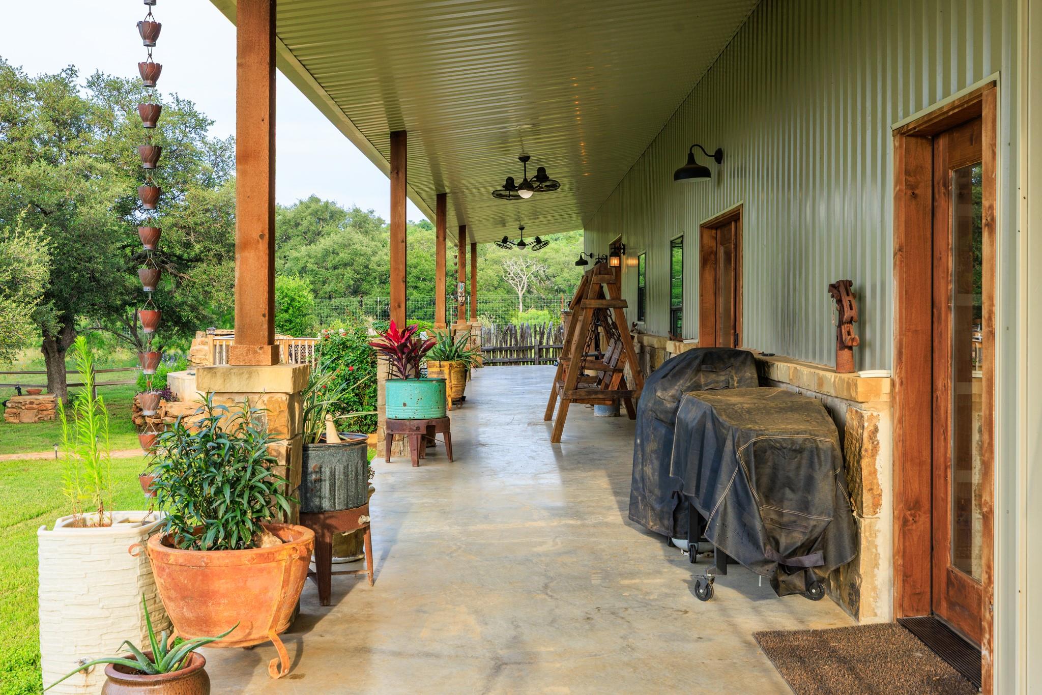 3724 Ranch Road 3347 Round Mountain TX 78663