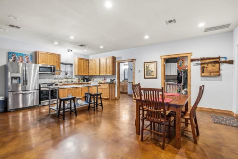3724 Ranch Road 3347 Round Mountain TX 78663