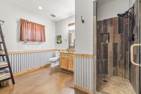 3724 Ranch Road 3347 Round Mountain TX 78663