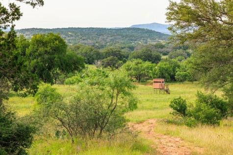3724 Ranch Road 3347 Round Mountain TX 78663