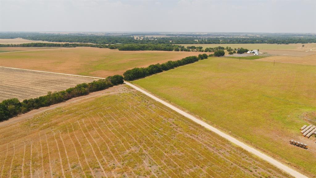 5647 Creek 429 Thorndale TX 76577