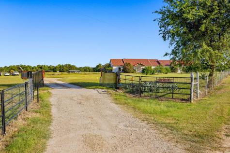 19587 Vilas Road Holland TX 76534