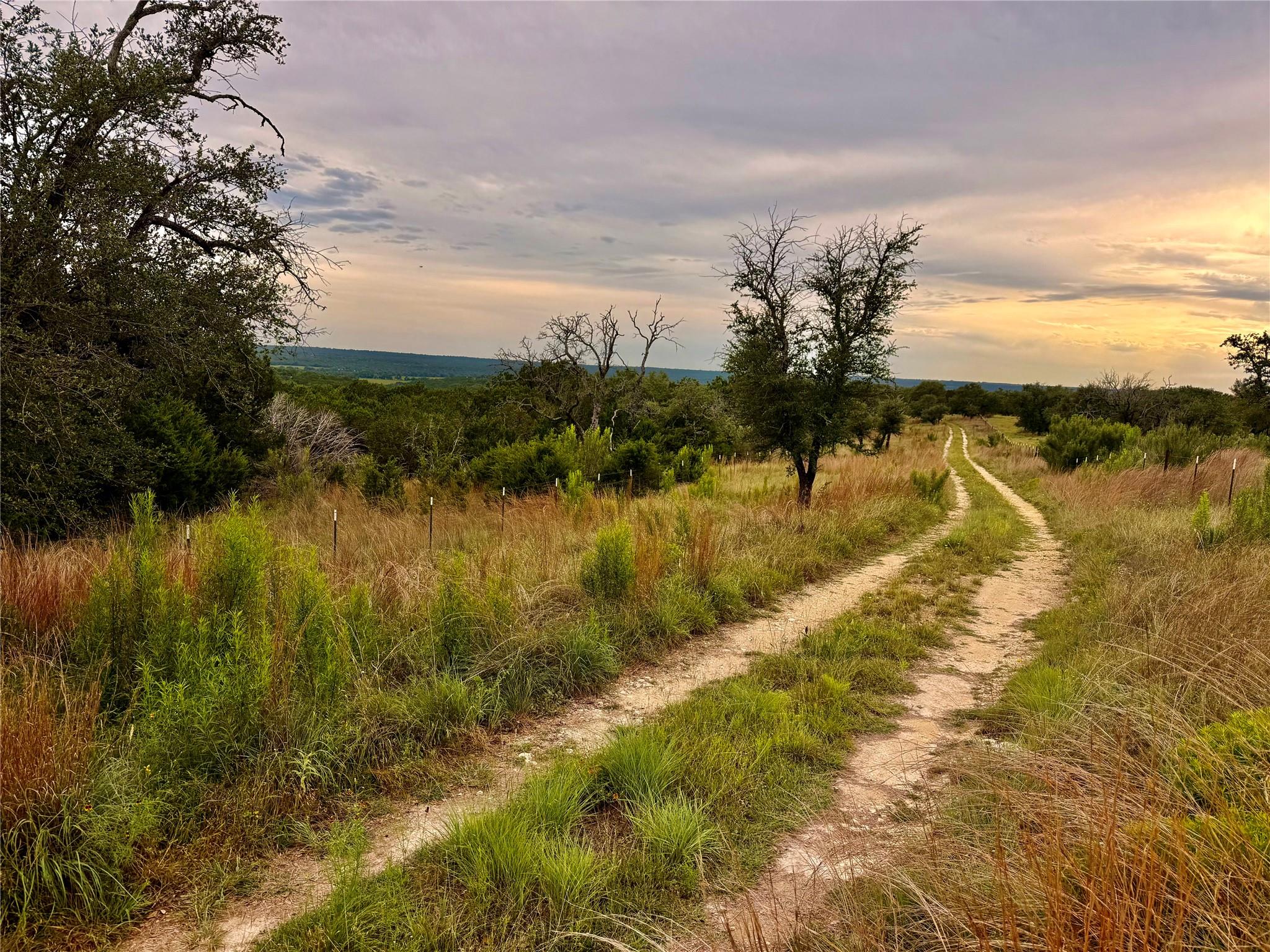 2017 County Road 222 Kempner TX 76539