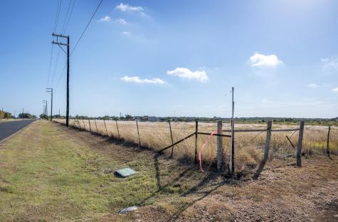 1841 County Road 305 Jarrell TX 76537