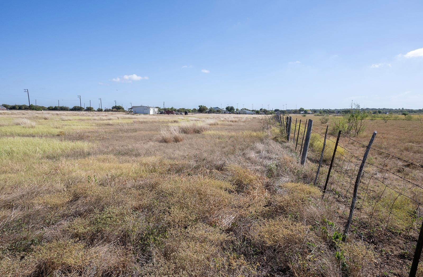 1841 County Road 305 Jarrell TX 76537