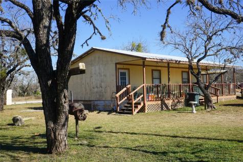 831 Magers Road Concan TX 78838