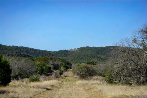 831 Magers Road Concan TX 78838