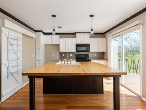 400 Private Road 4295 Rockdale TX 76567
