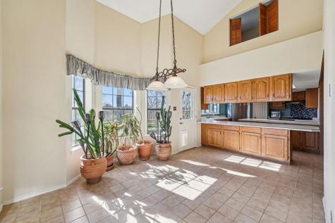 407 Country Lane Mcdade TX 78650