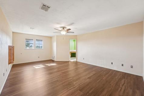 407 Country Lane Mcdade TX 78650