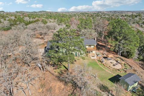407 Country Lane Mcdade TX 78650