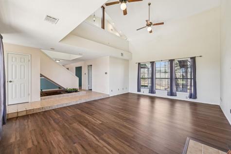 407 Country Lane Mcdade TX 78650