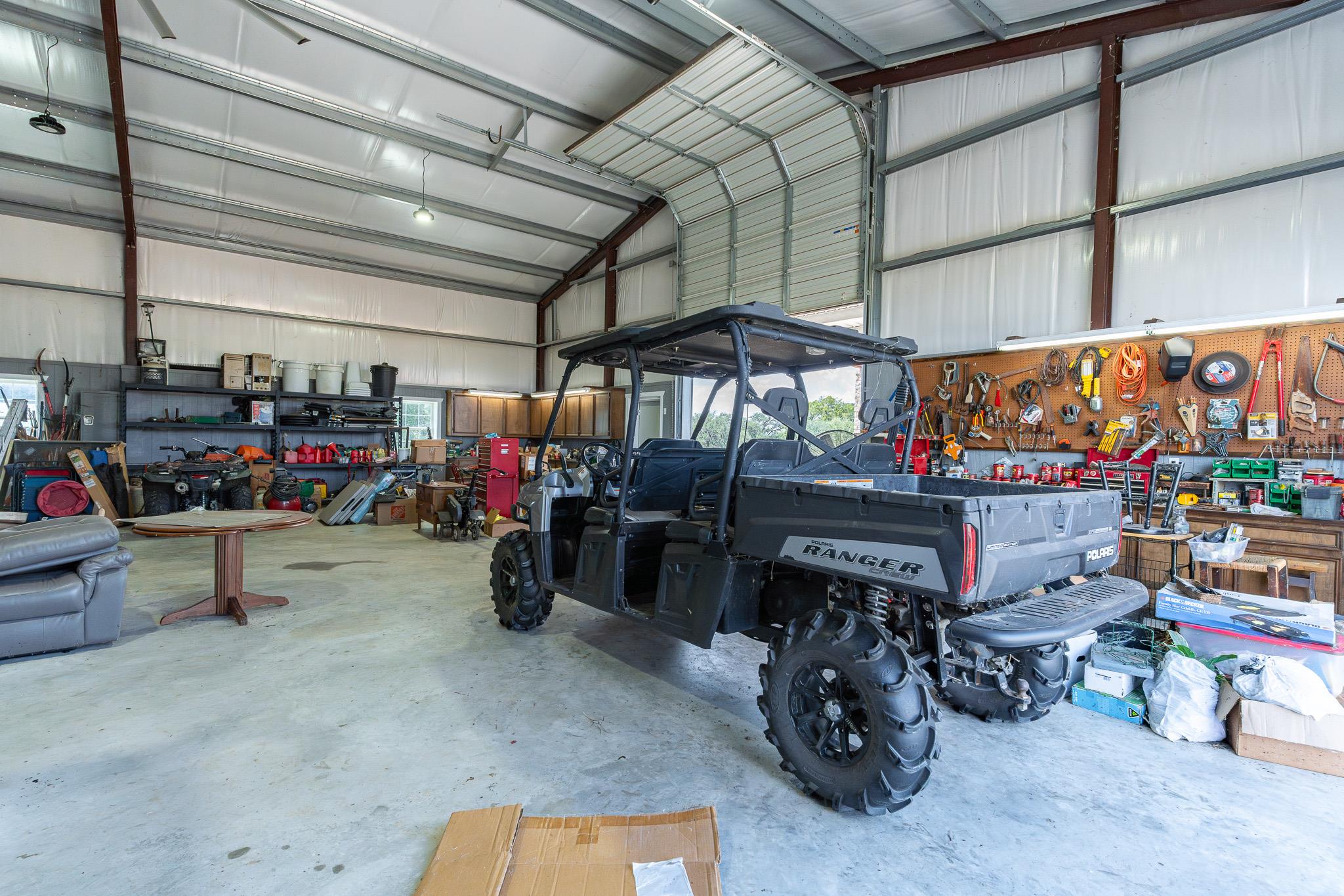 258 Private Road 2006 Schulenburg TX 78956