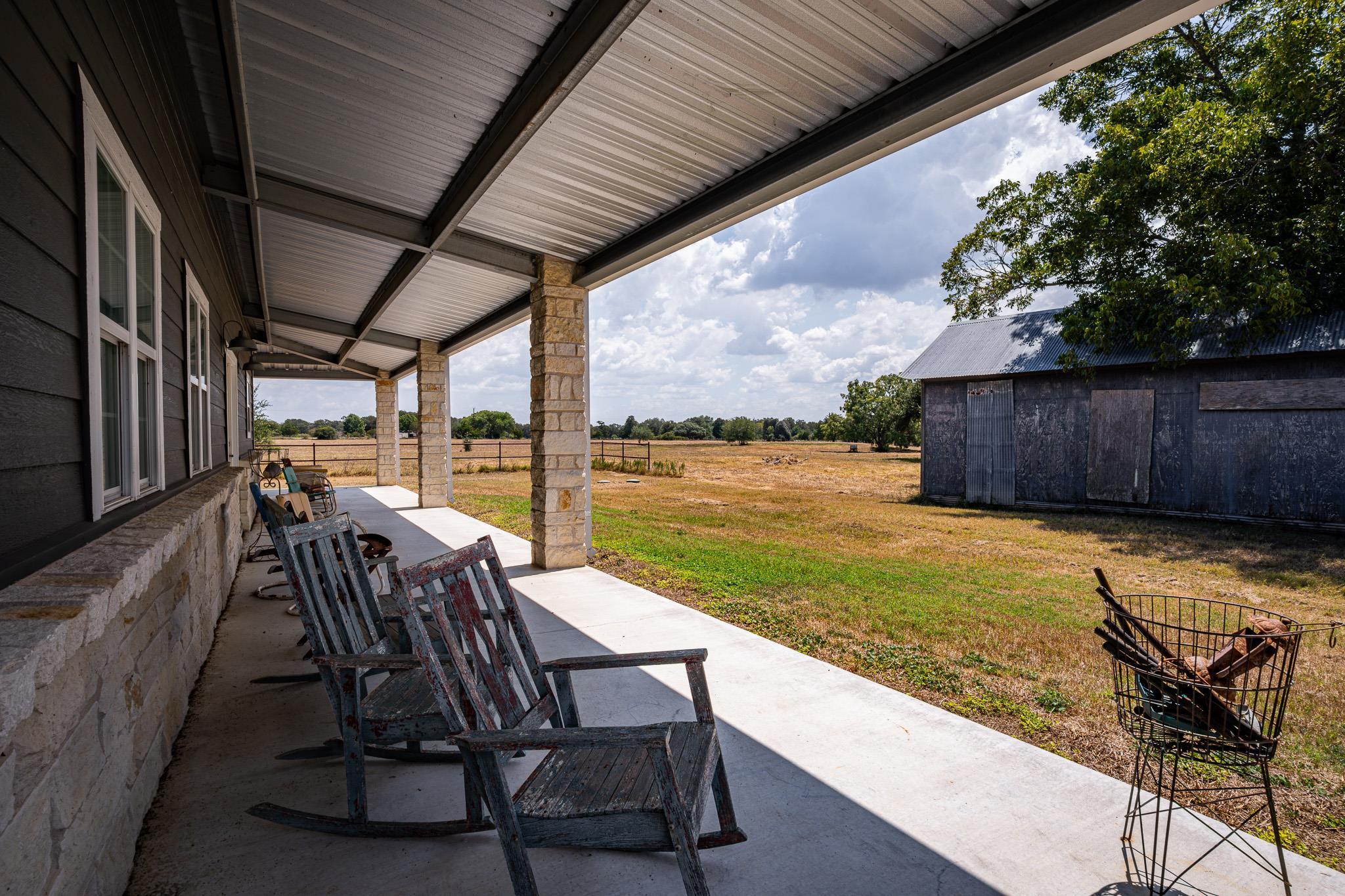 258 Private Road 2006 Schulenburg TX 78956
