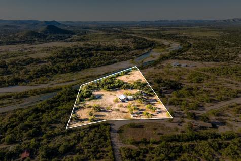 4991 County Road 416 Uvalde TX 78801