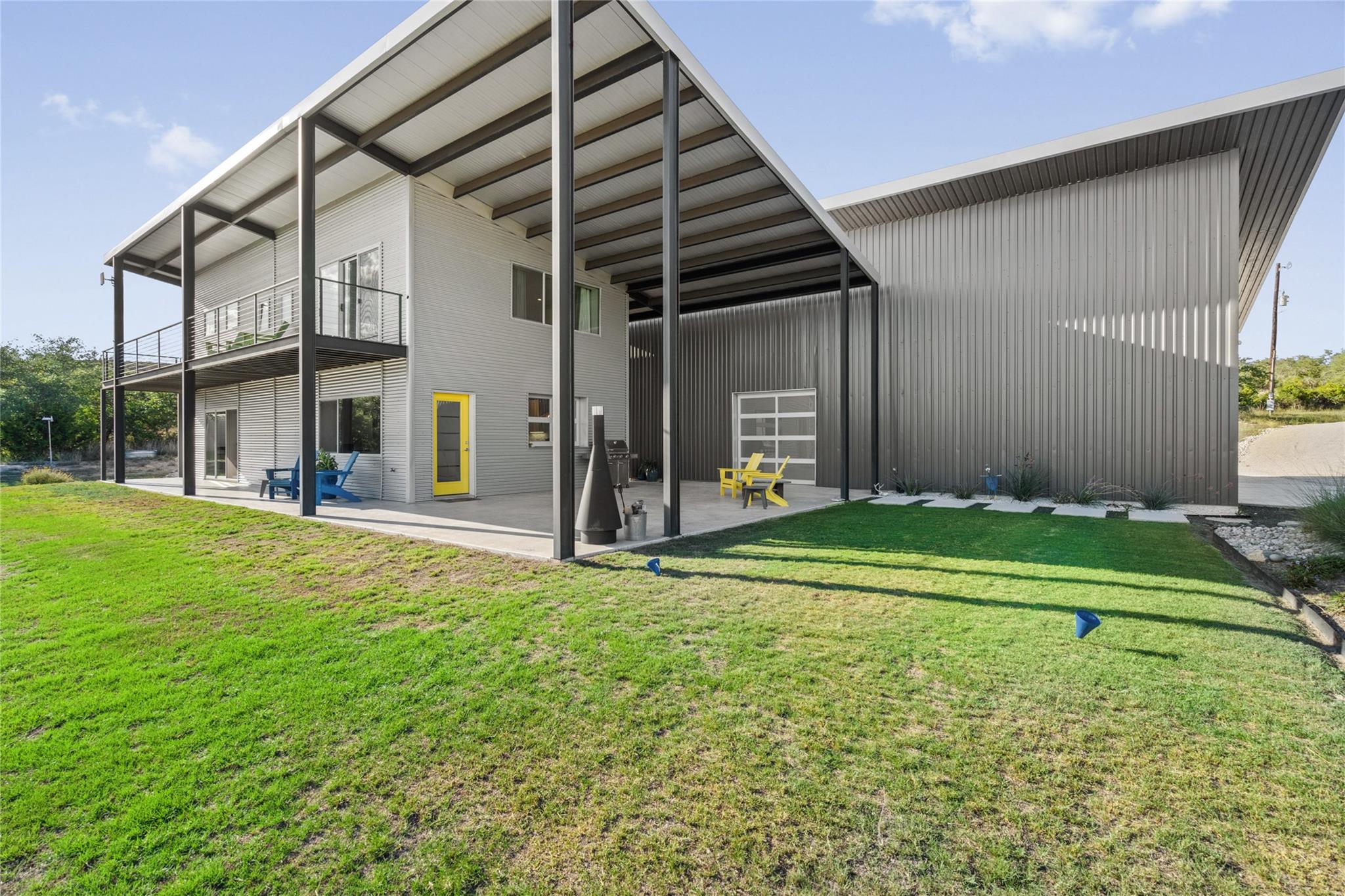 370 Gray Wolf Blanco TX 78606