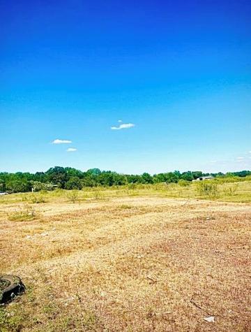 290 Pebblestone Road Dale TX 78616