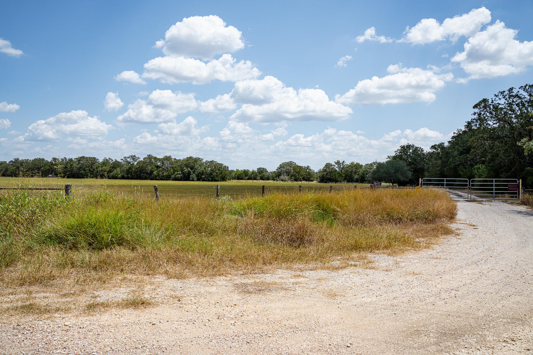 2210 Hermis Road Schulenburg TX 78956