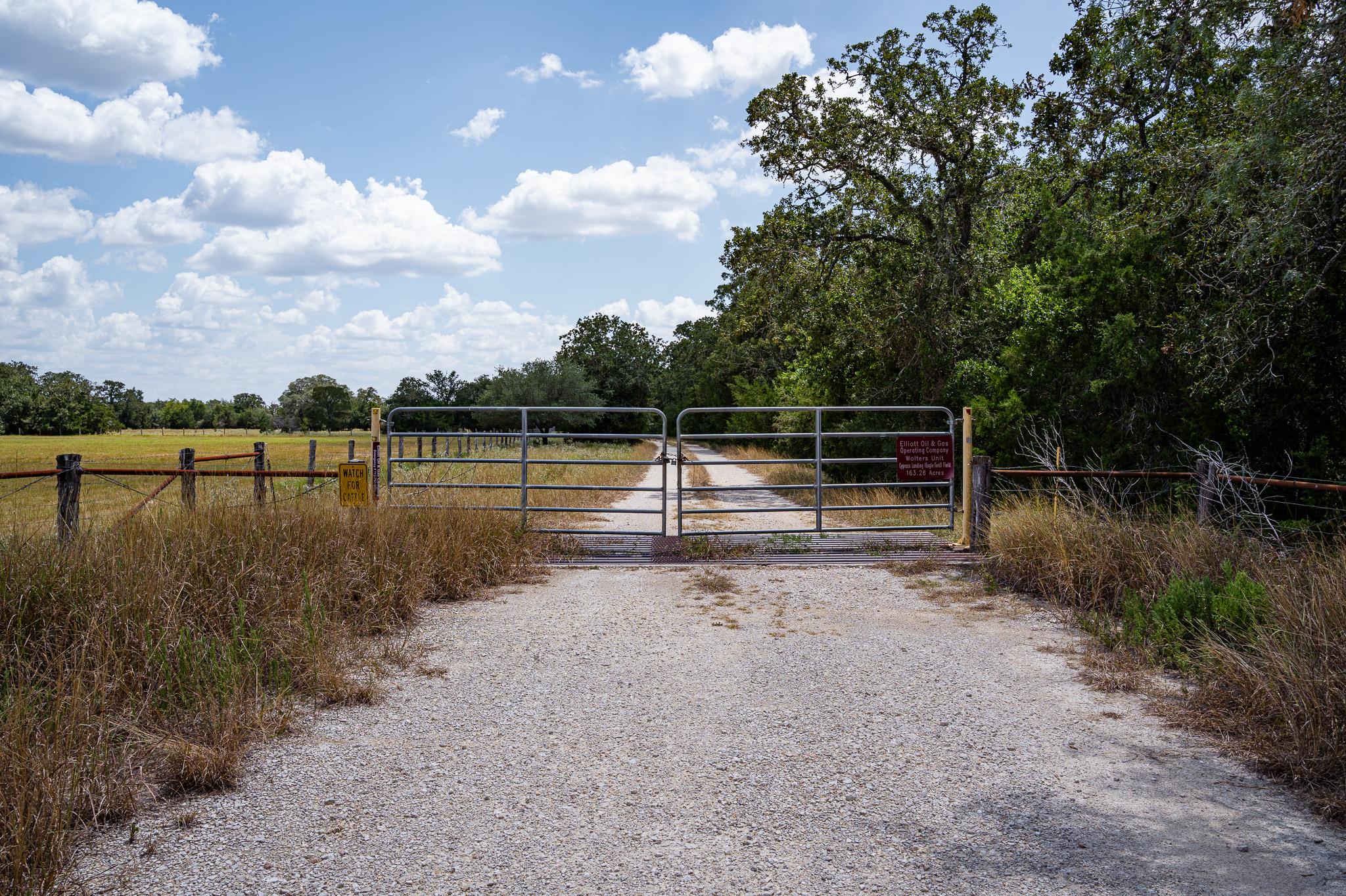 2210 Hermis Road Schulenburg TX 78956