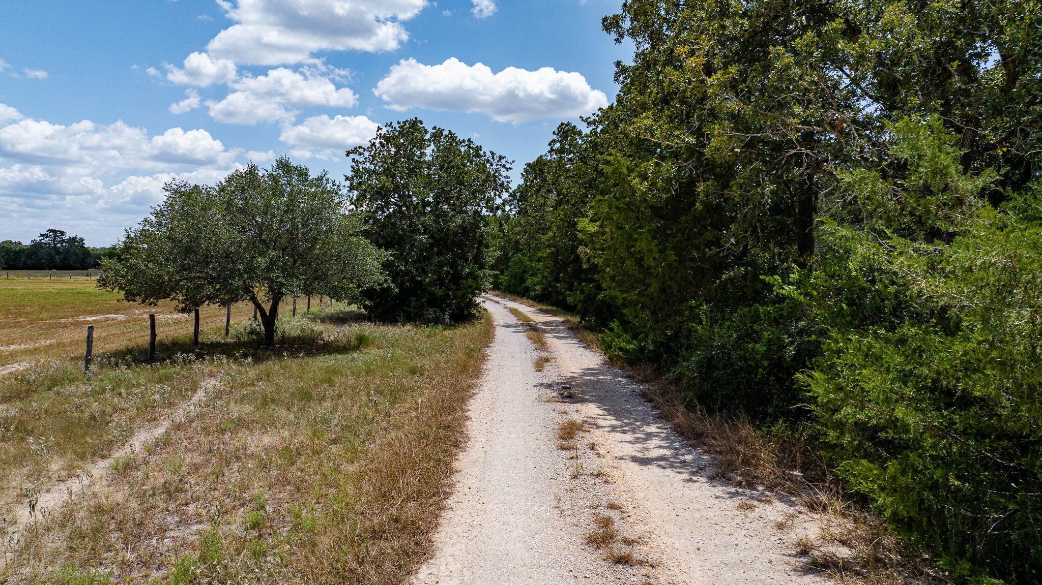 2210 Hermis Road Schulenburg TX 78956