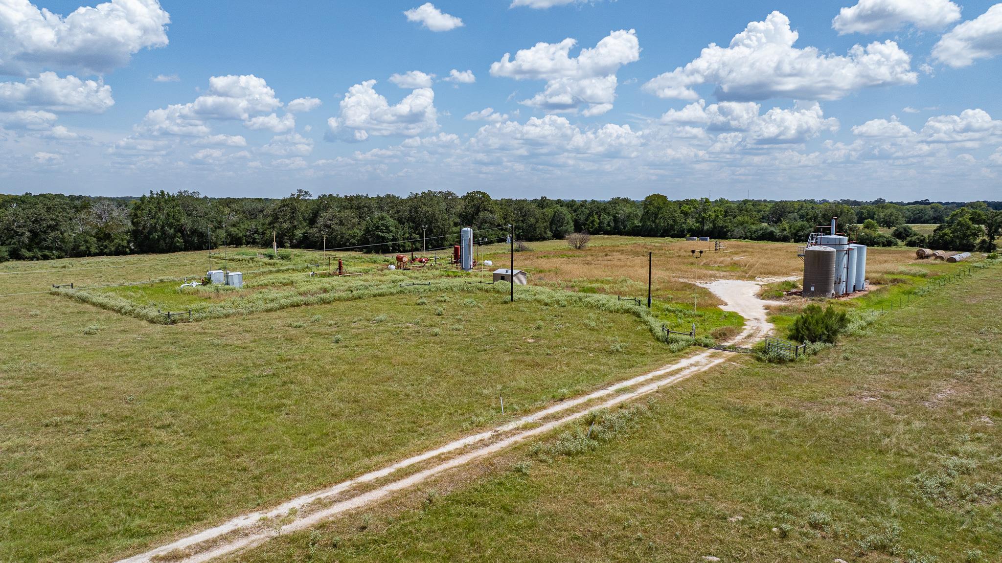 2210 Hermis Road Schulenburg TX 78956