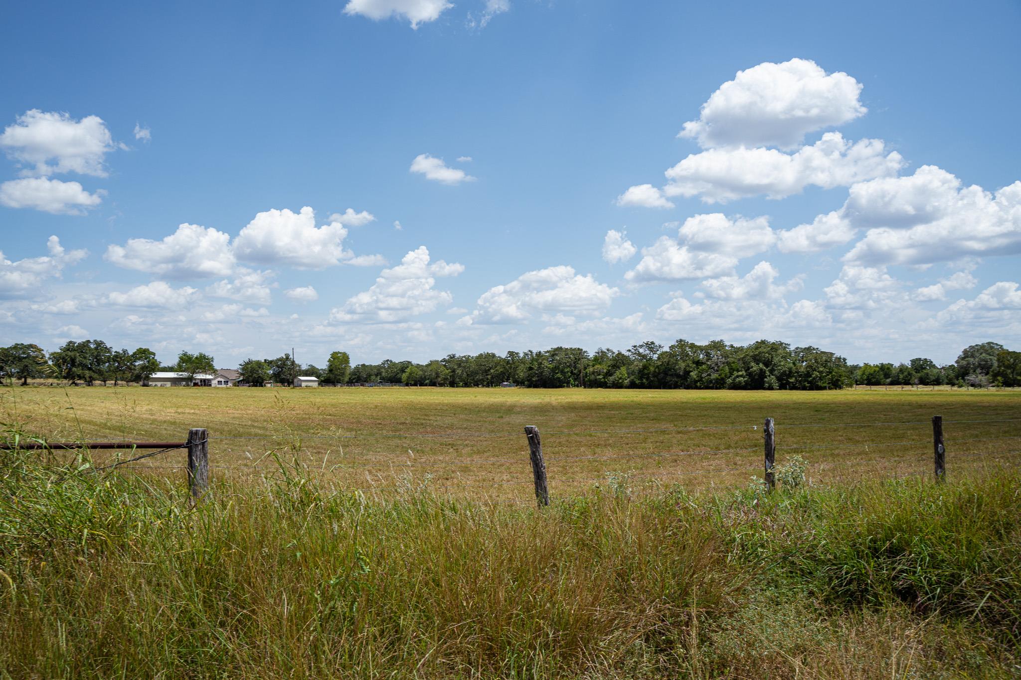 2210 Hermis Road Schulenburg TX 78956