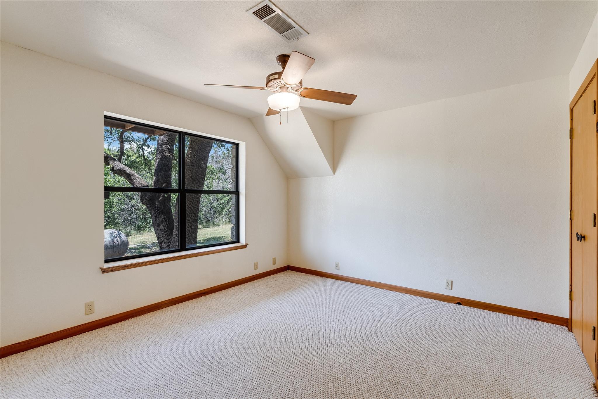 199 Middleton Road Spicewood TX 78669