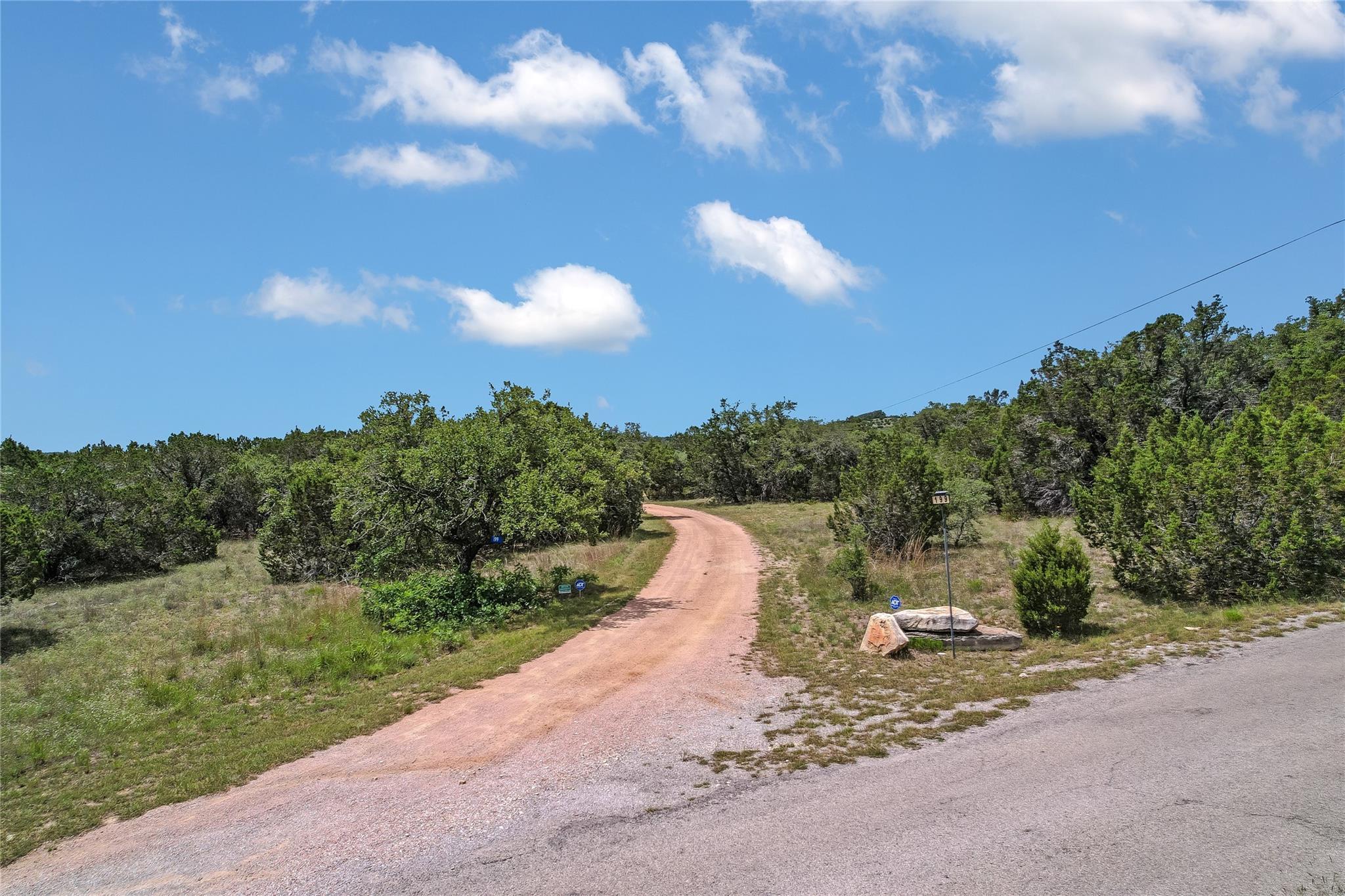 199 Middleton Road Spicewood TX 78669