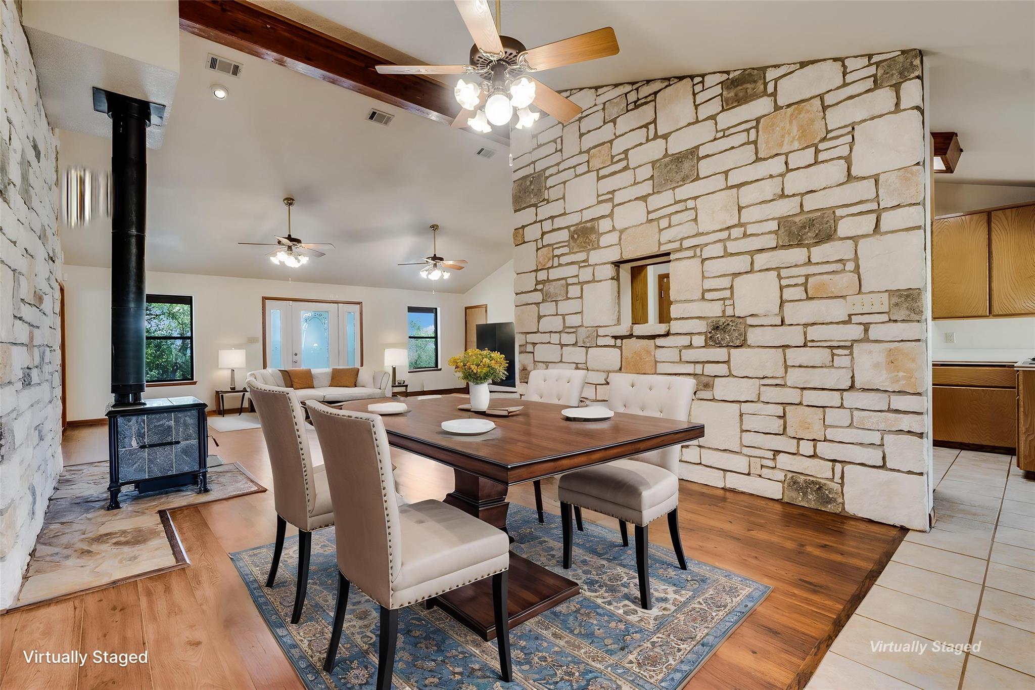 199 Middleton Road Spicewood TX 78669