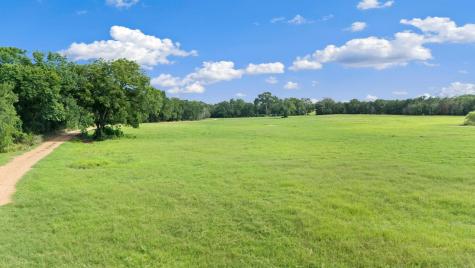 1010 Saint Delight Road Paige TX 78659