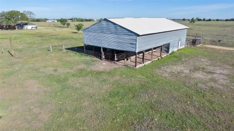 2745 Holub Road Schulenburg TX 78956