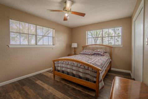 2745 Holub Road Schulenburg TX 78956