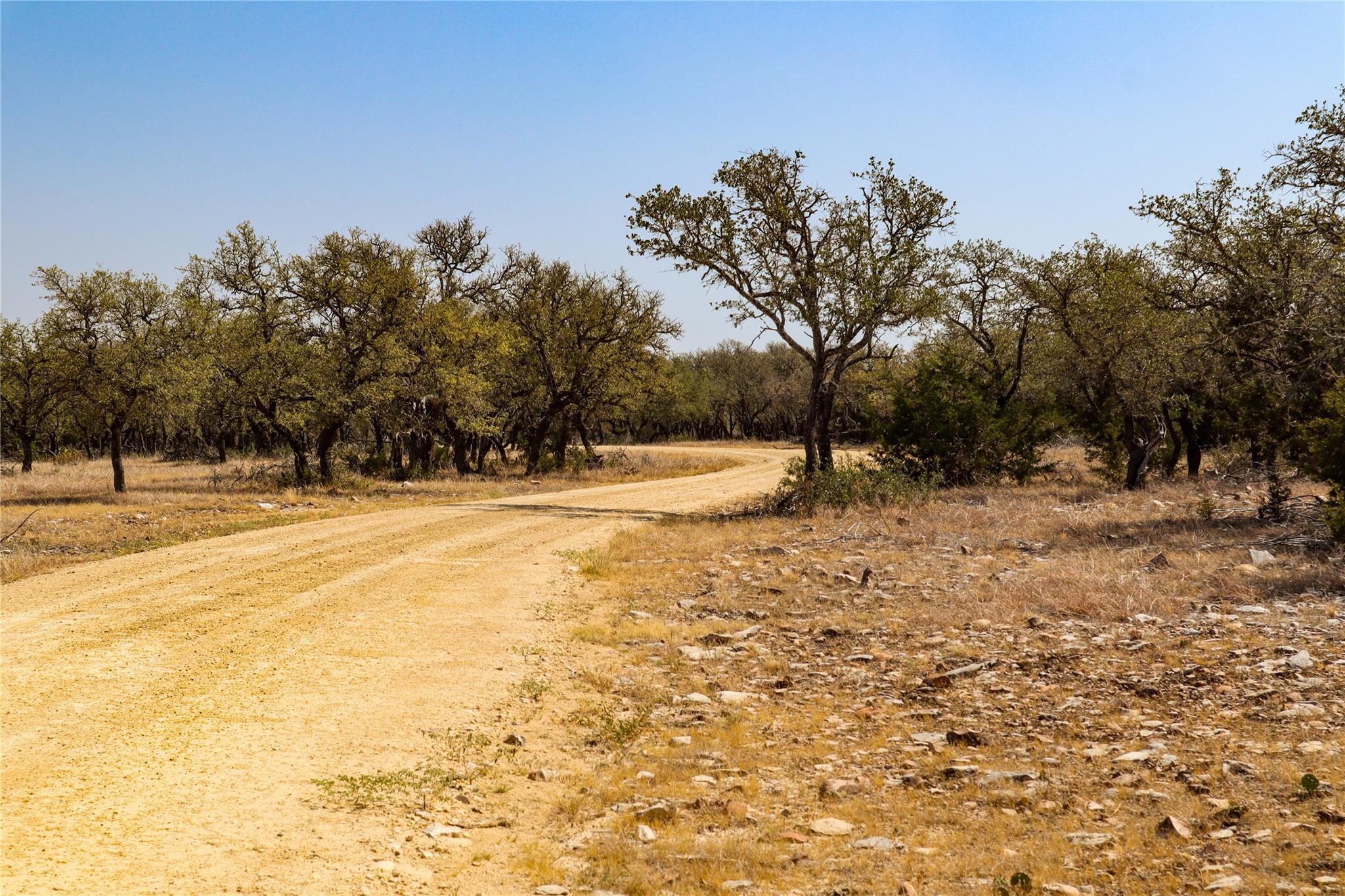 674ACRES Us-83 Highway Mountain Home TX 78058