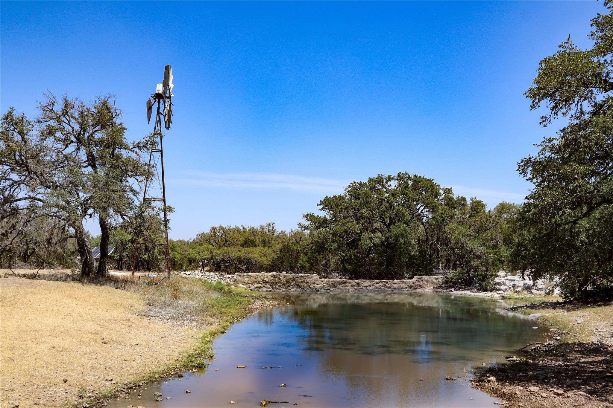 674ACRES Us-83 Highway Mountain Home TX 78058