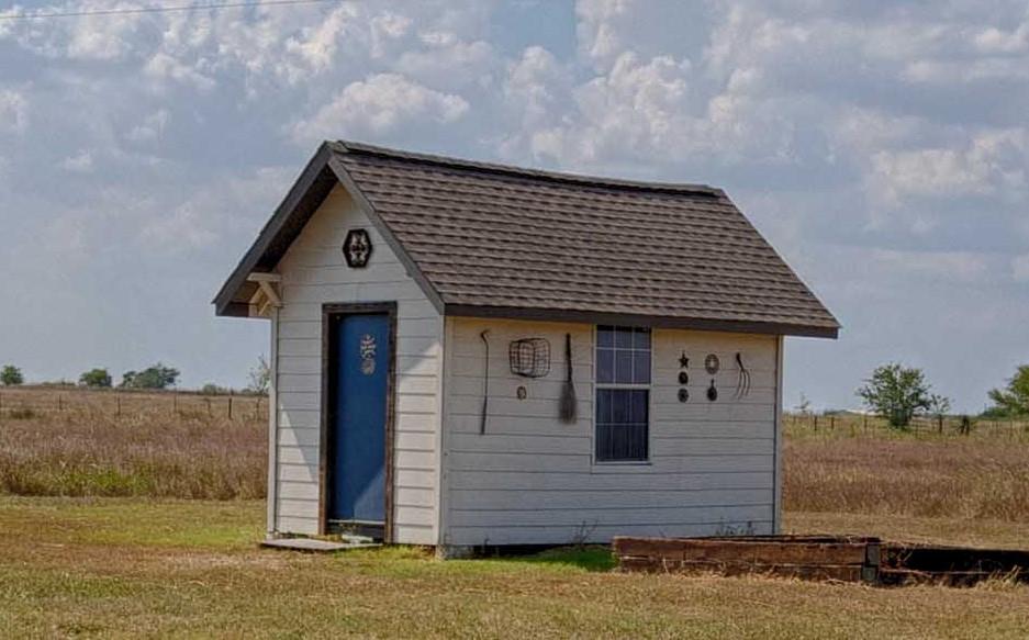 398 County Road 264 Road Moulton TX 77975