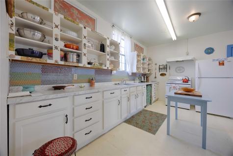 398 County Road 264 Road Moulton TX 77975