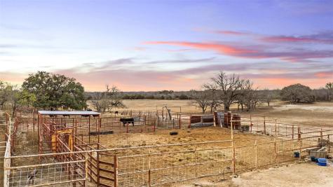 1274 County Road 2806 Lampasas TX 76550