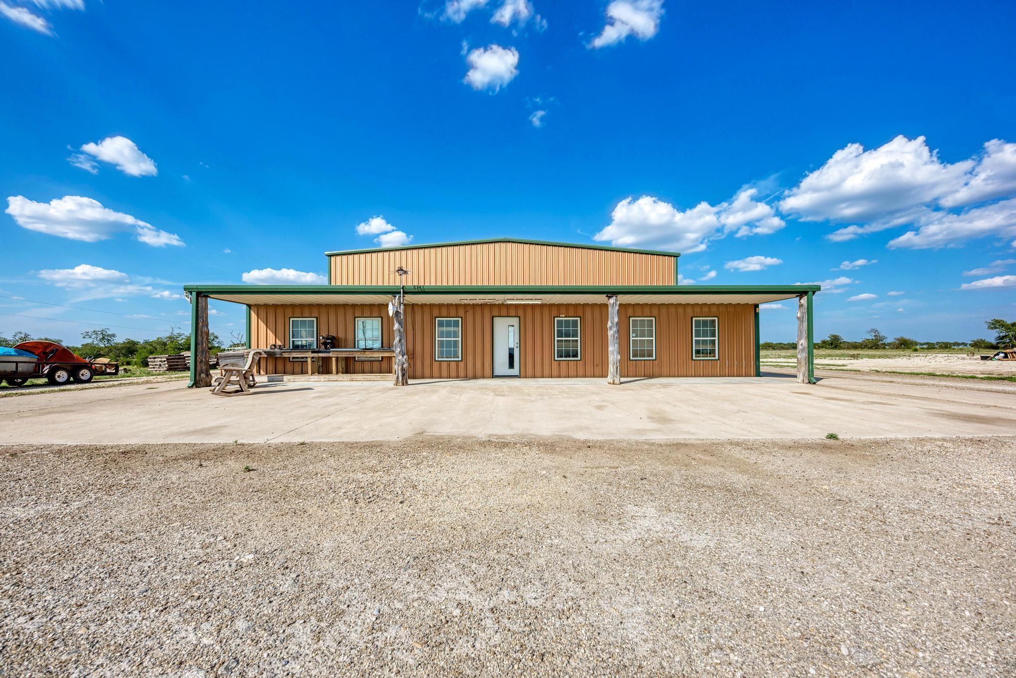 1155 County Road 304 Oglesby TX 76561