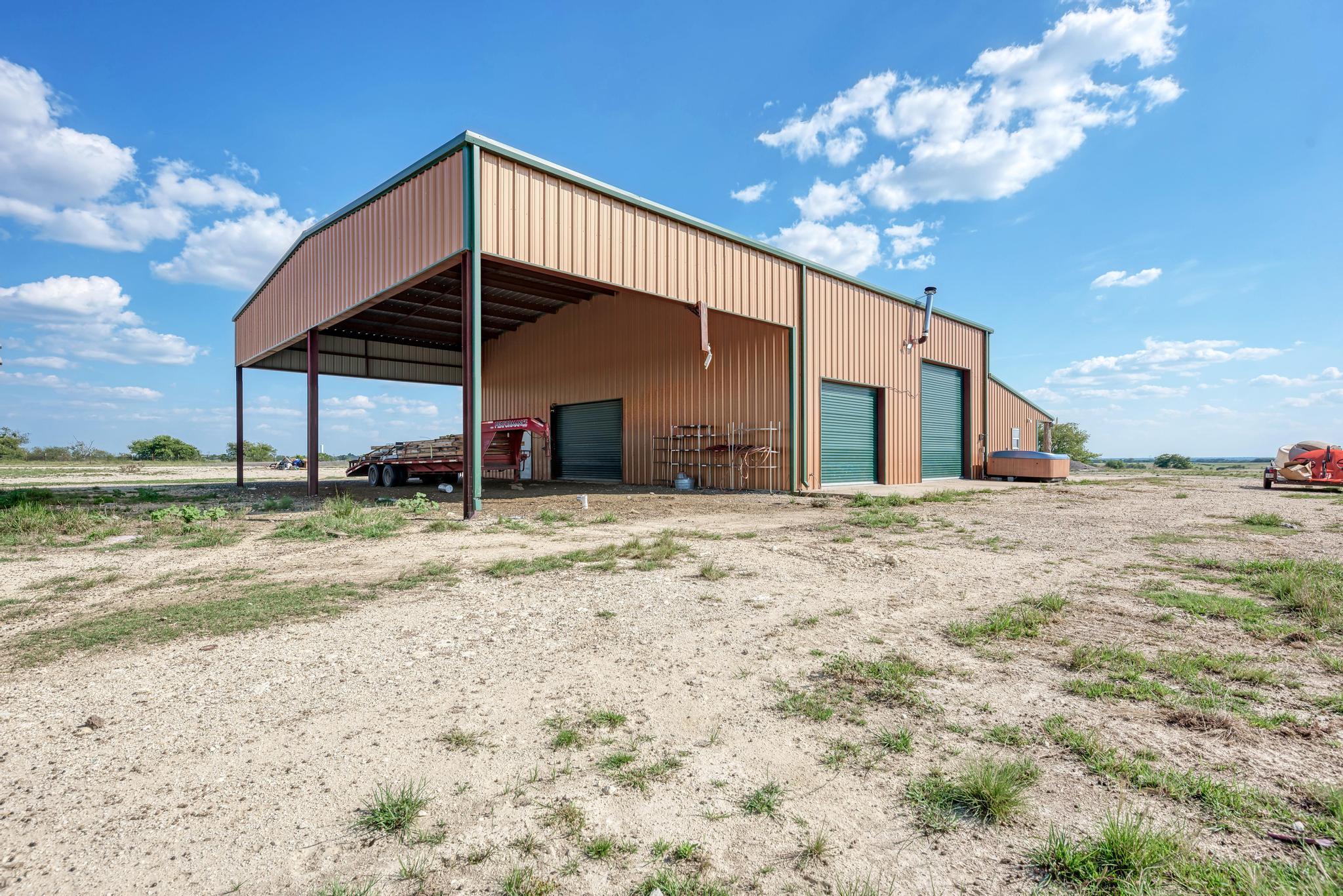 1155 County Road 304 Oglesby TX 76561