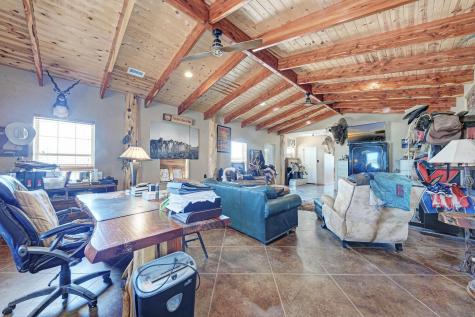 1155 County Road 304 Oglesby TX 76561