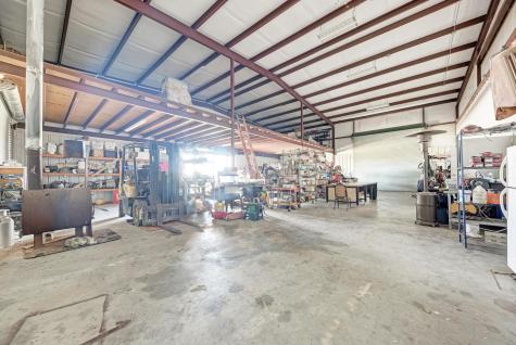 1155 County Road 304 Oglesby TX 76561
