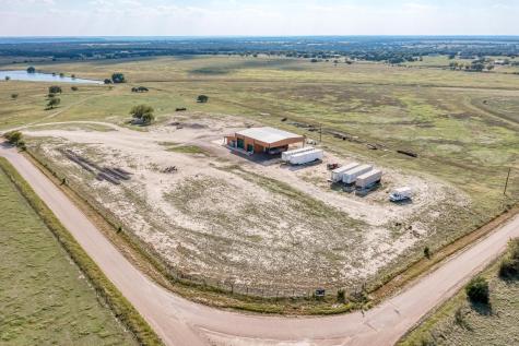 1155 County Road 304 Oglesby TX 76561
