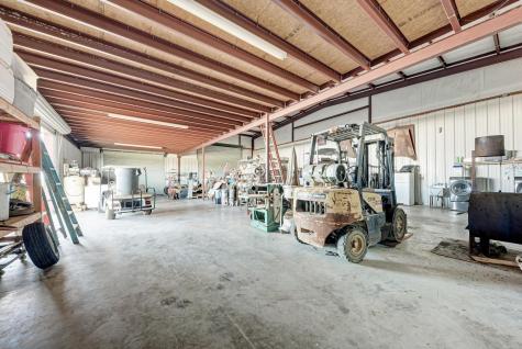 1155 County Road 304 Oglesby TX 76561
