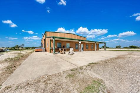 1155 County Road 304 Oglesby TX 76561