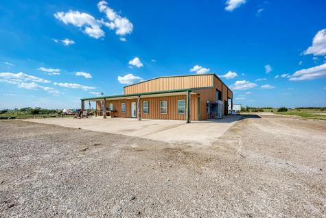 1155 County Road 304 Oglesby TX 76561