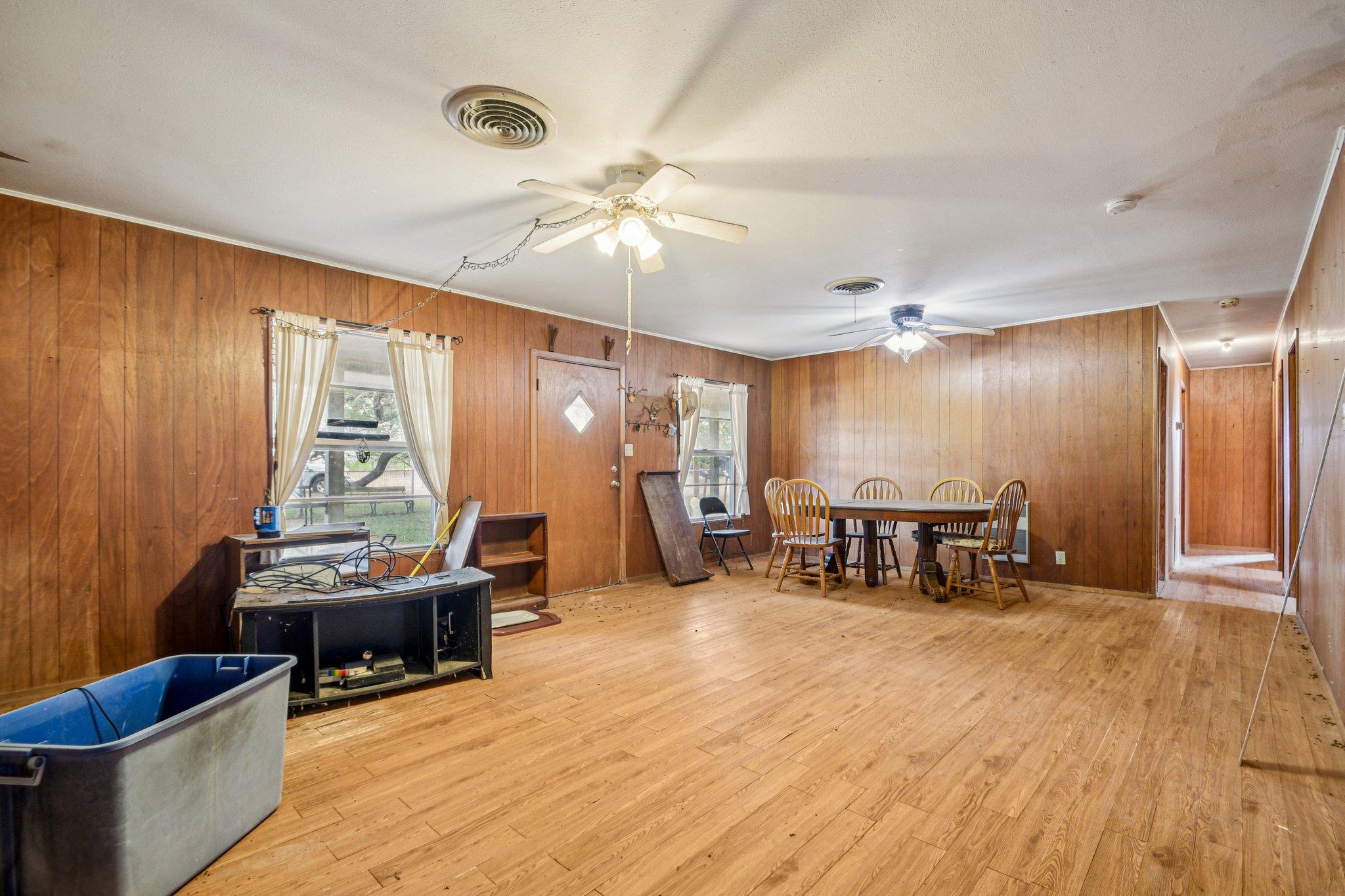 3200 Cattlemens Row Lockhart TX 78644